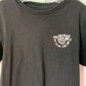 Vans tshirt 💚9.99 SHIPPING 💚